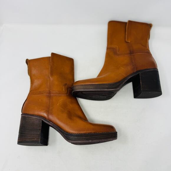 Franco Sarto Women's Brown Leather Block Heel Ankle Boots Side Zip Western 9.5 - Picture 7 of 10